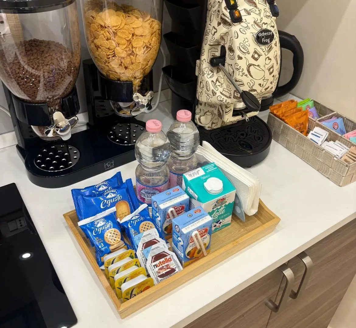 Guest house Vikolo Apartments Naples